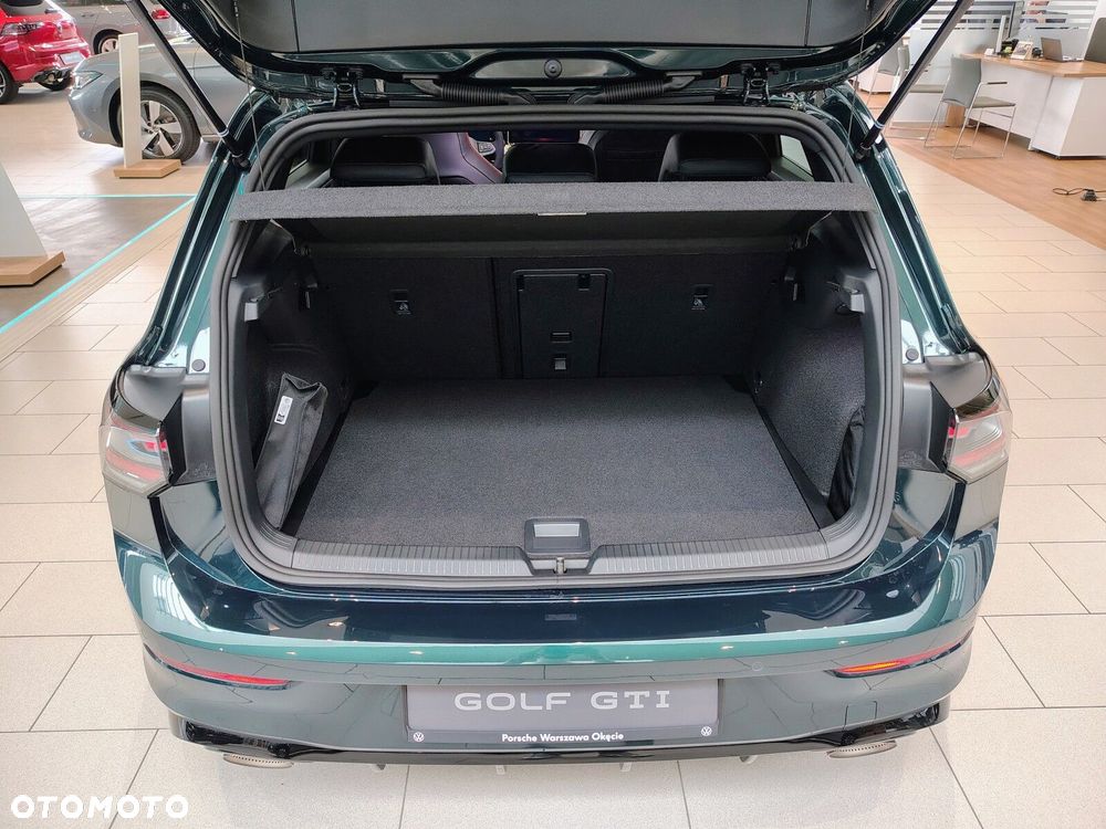 Volkswagen Golf - 14