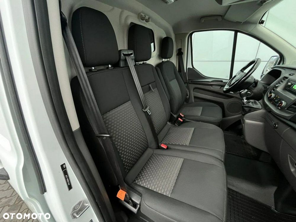 Ford Transit Custom - 18