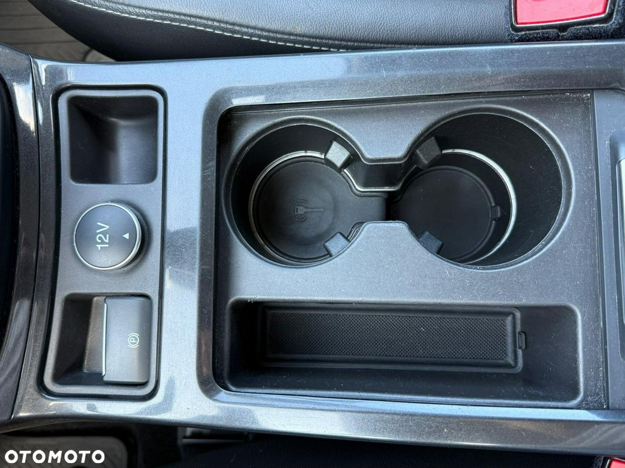 Ford Kuga - 31
