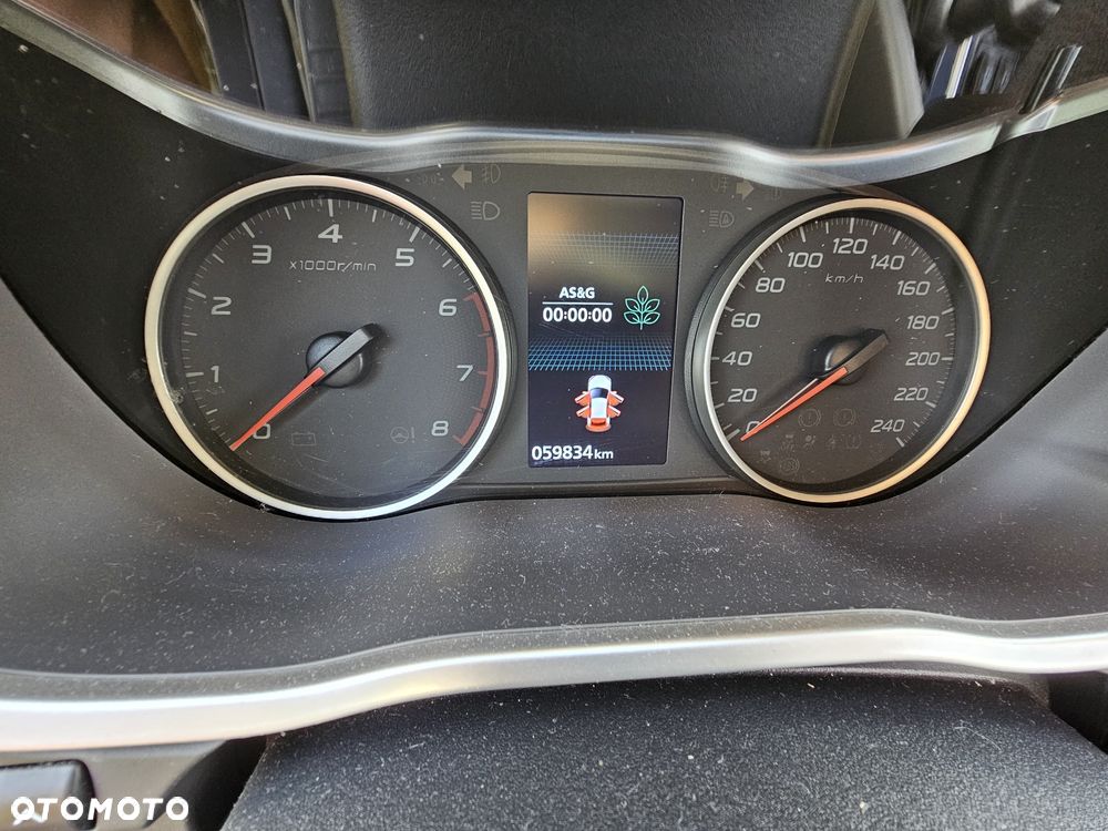 Mitsubishi Eclipse Cross - 6