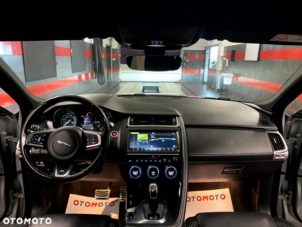 Jaguar E-Pace D150 AWD R-Dynamic HSE - 18