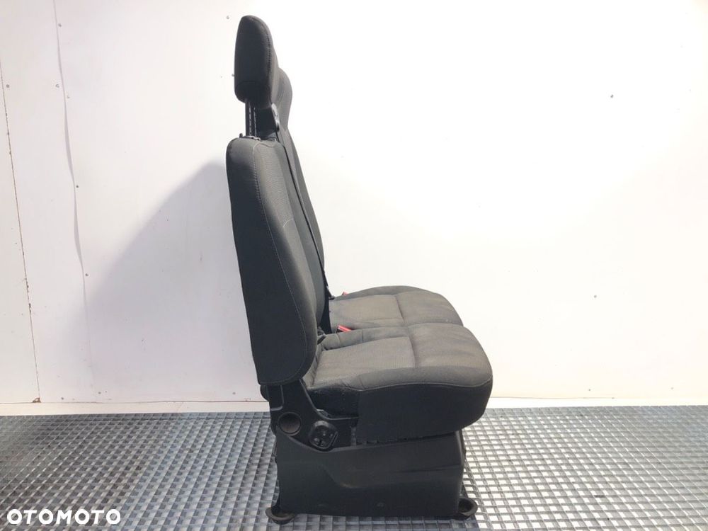 FOTEL PRAWY PRZÓD  RENAULT MASTER III Skrzynia (FV) 2010 - 2022 2.3 dCi 165 FWD (FV0P, FV0U, FV11, - 5