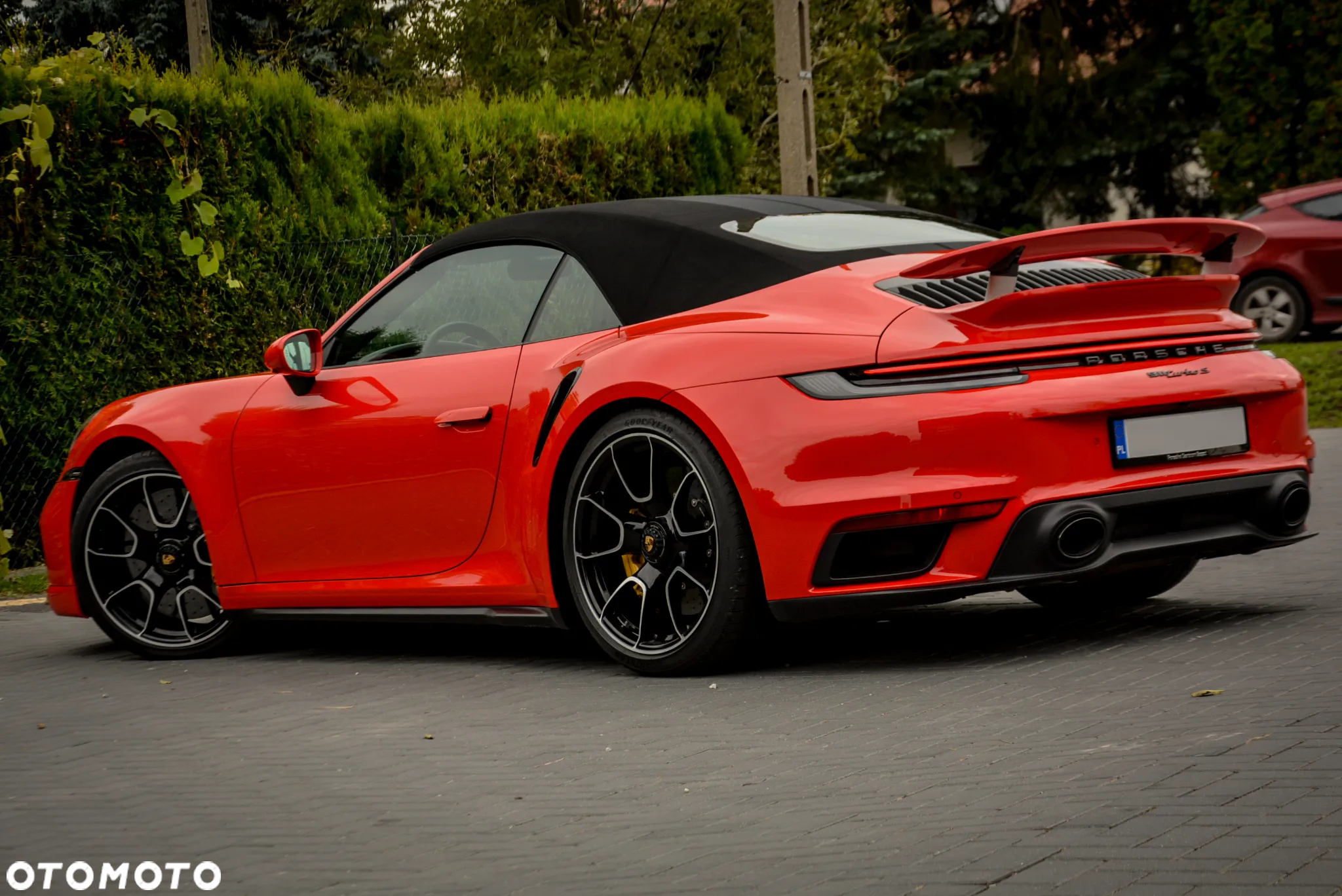 Porsche 911 Carrera Turbo S Cabrio - 22