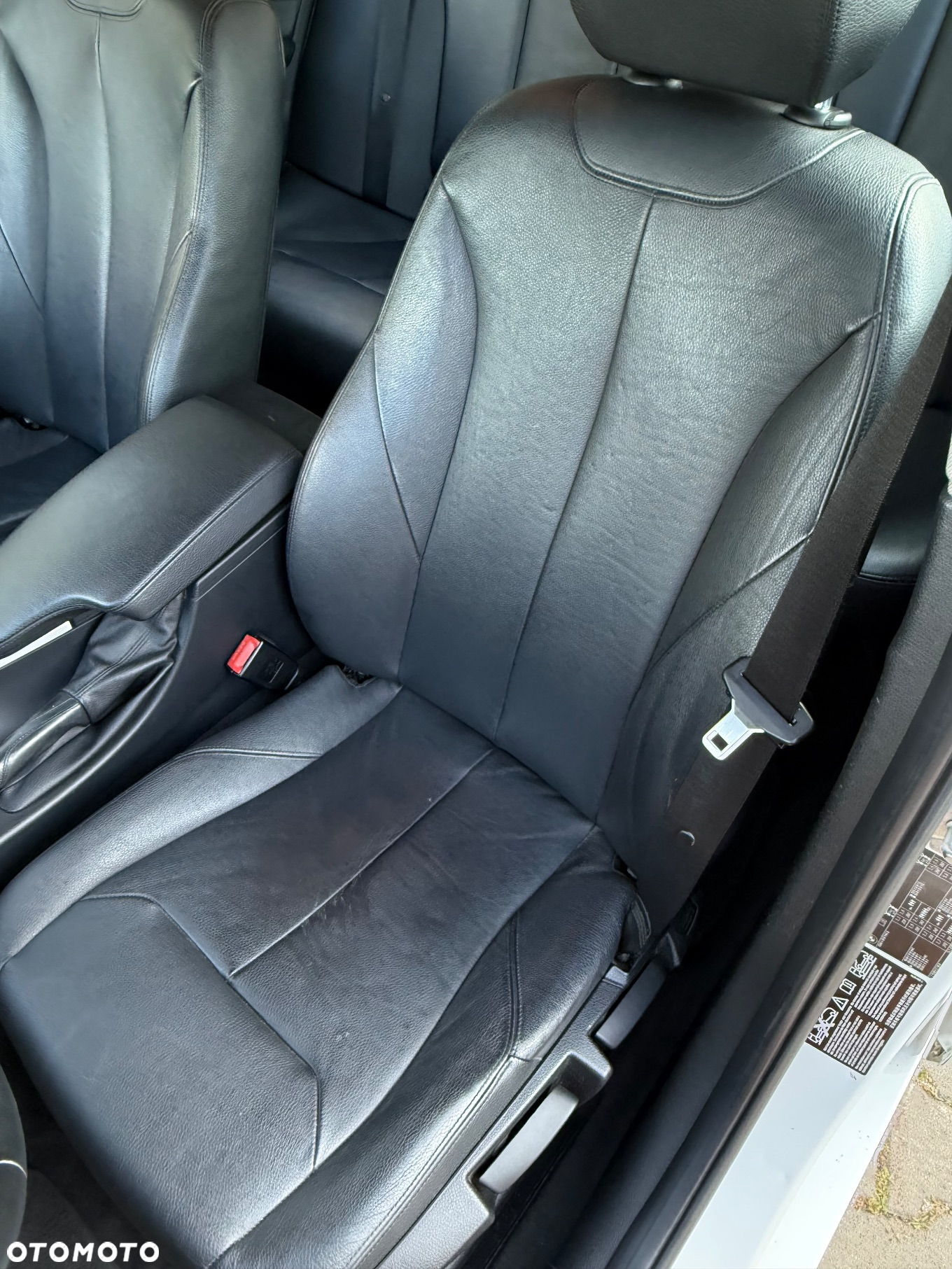 BMW Seria 3 - 24