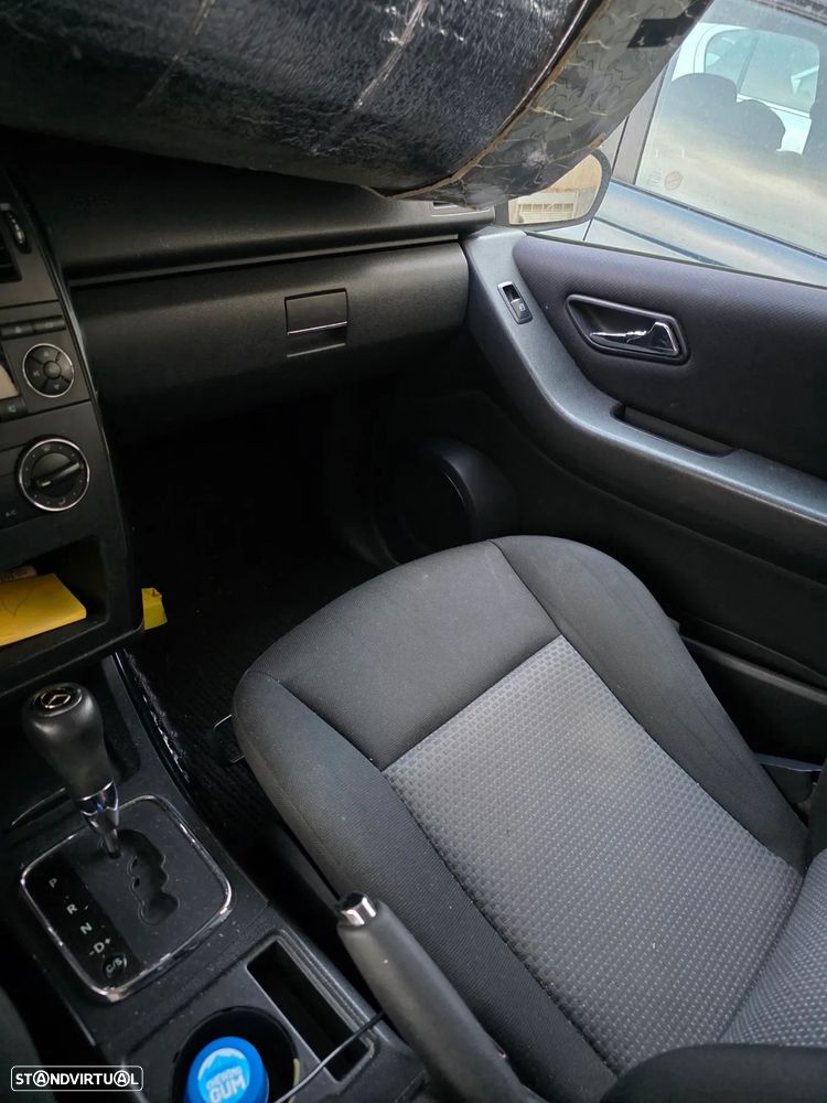 Mercedes-Benz A 150 Classic Automatic - 8