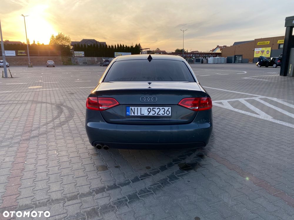 Audi A4 Limousine 2.0 TDI - 5