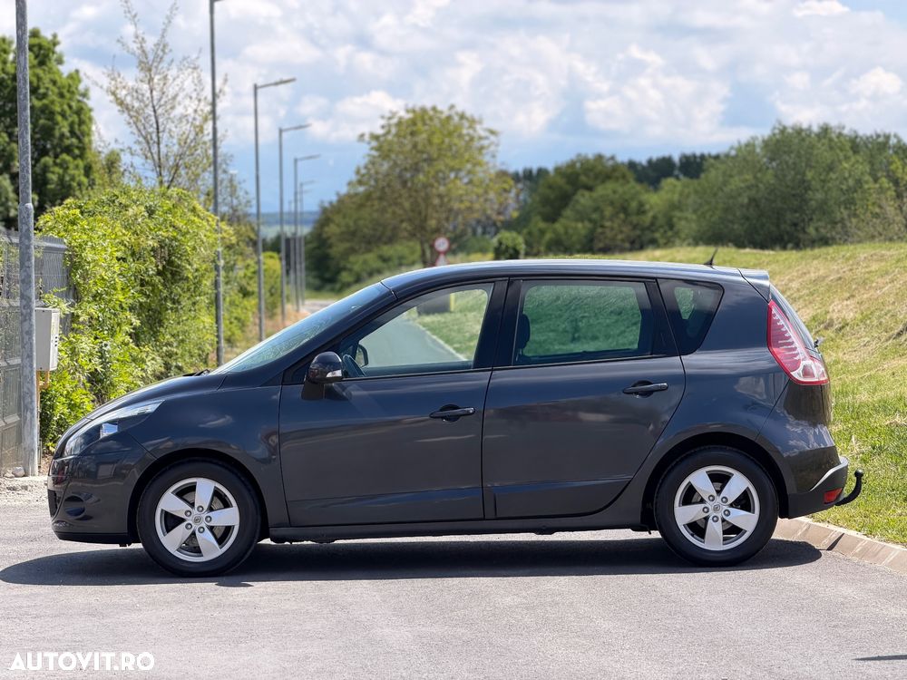 Renault Scenic - 2