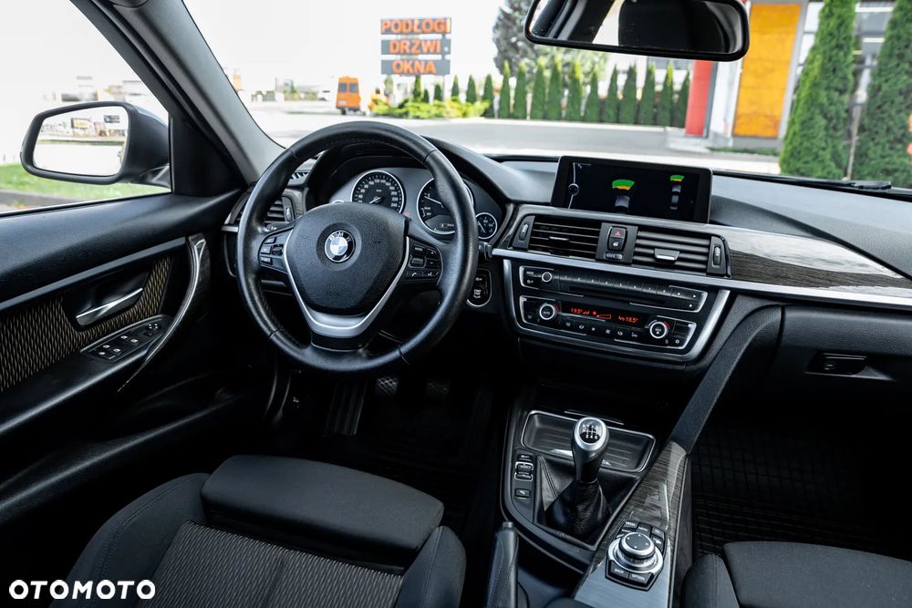 BMW Seria 3 320d Efficient Dynamic Edition - 7