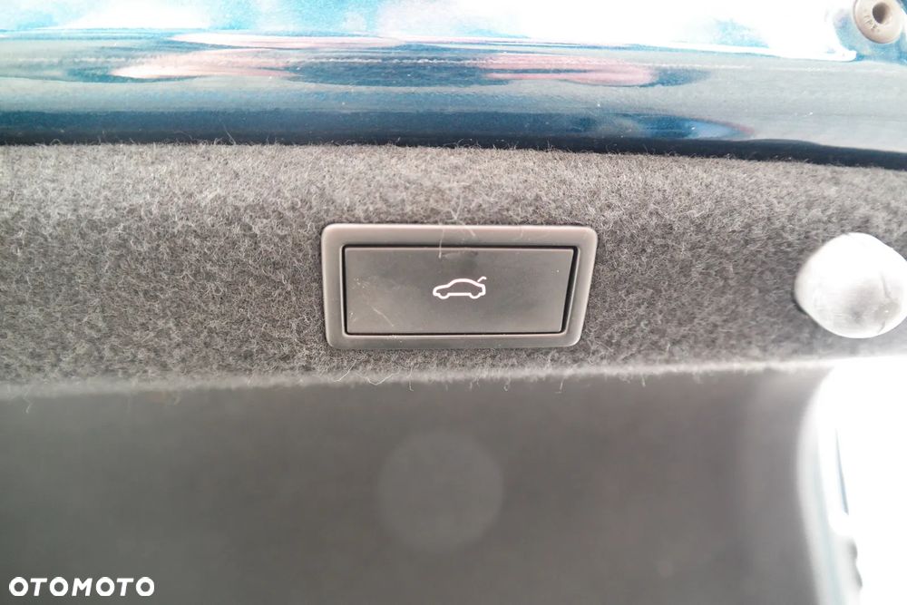 Skoda Superb 2.0 TSI Ambition DSG - 12