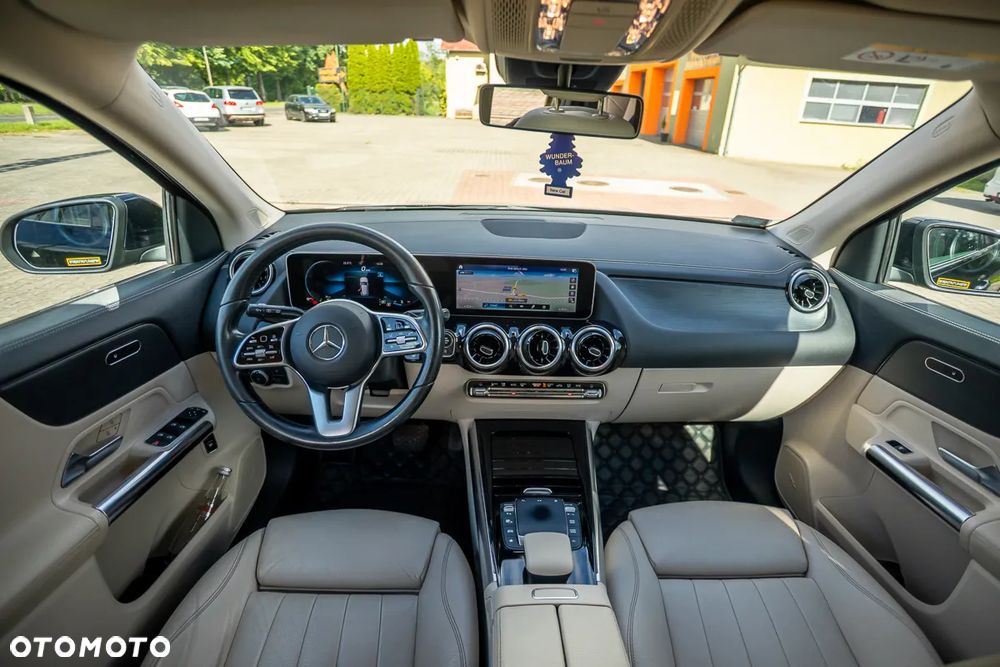 Mercedes-Benz GLA 250 4-Matic - 18