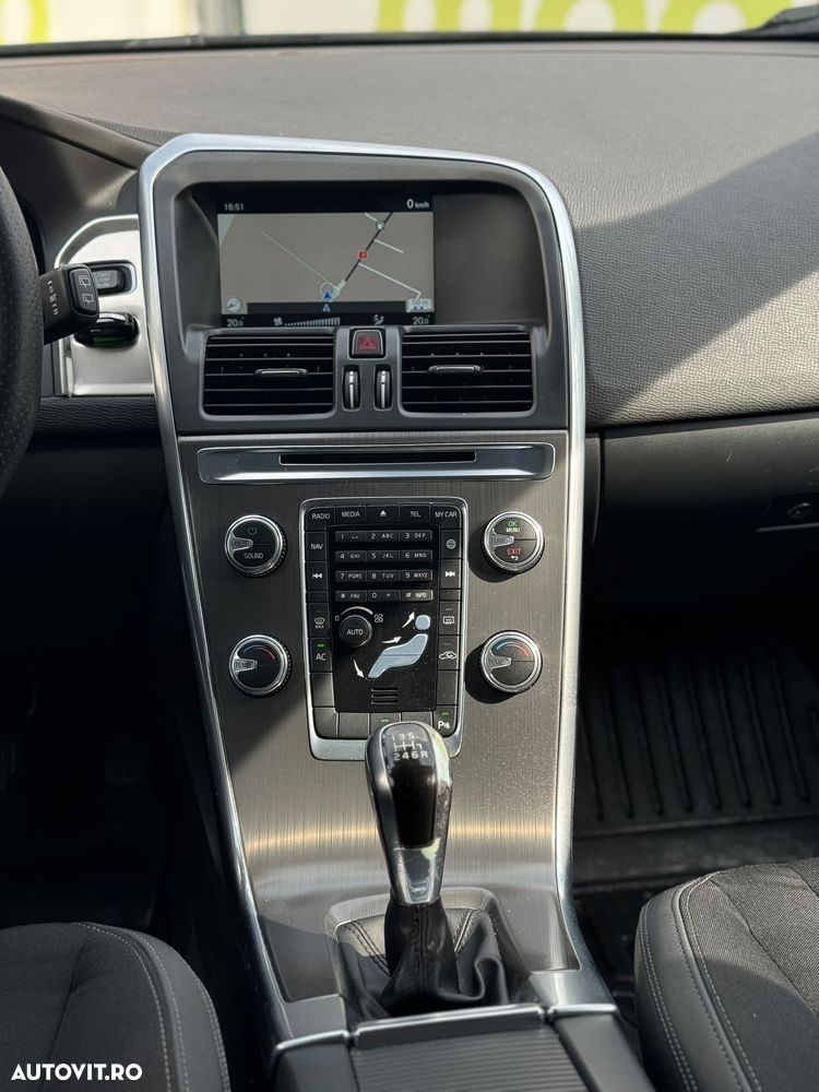 Volvo XC 60 - 33