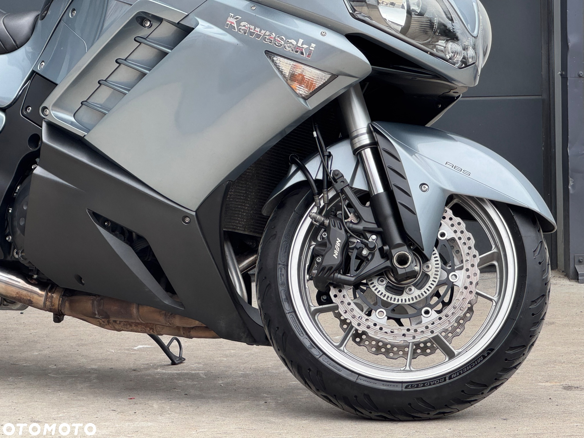 Kawasaki GTR - 5
