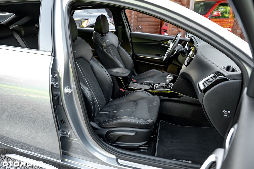 Kia ProCeed 1.5 T-GDI DCT7 OPF GT LINE - 25