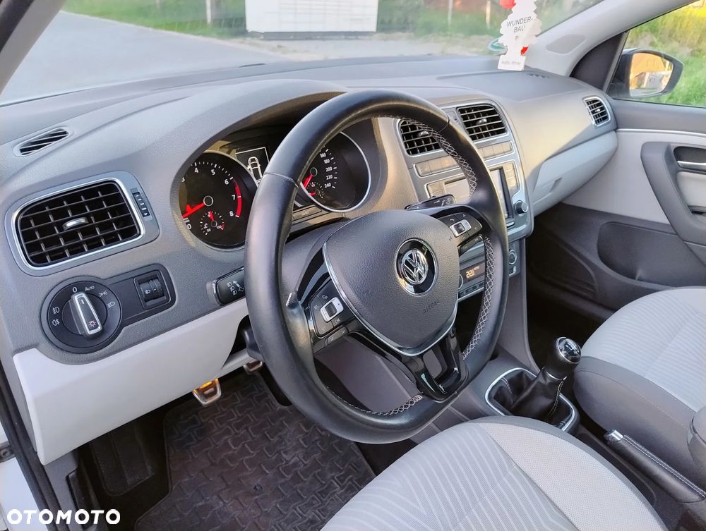 Volkswagen Polo 1.2 TSI Blue Motion Technology FRESH - 6