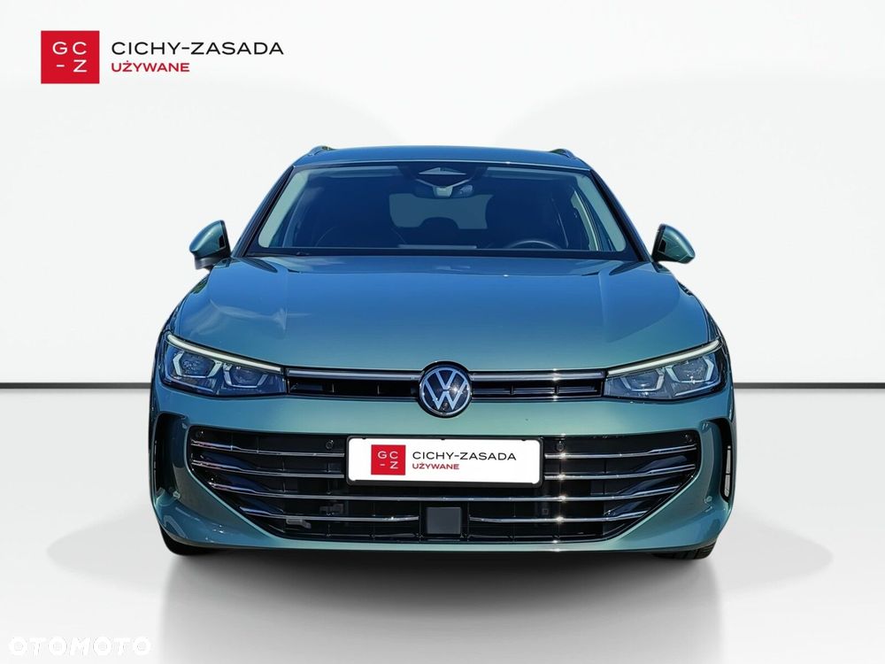 Volkswagen Passat - 9