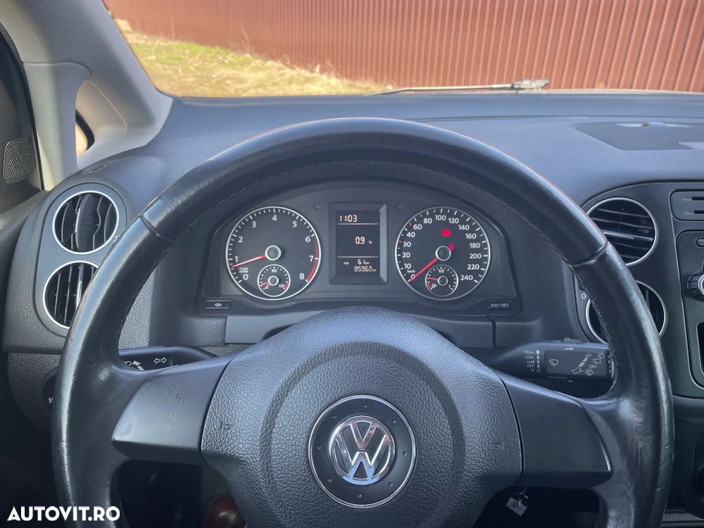 Volkswagen Golf Plus - 15