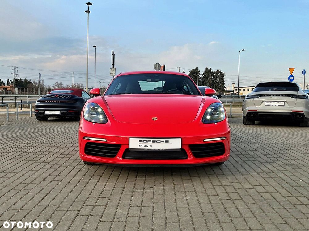 Porsche 718 Cayman - 9