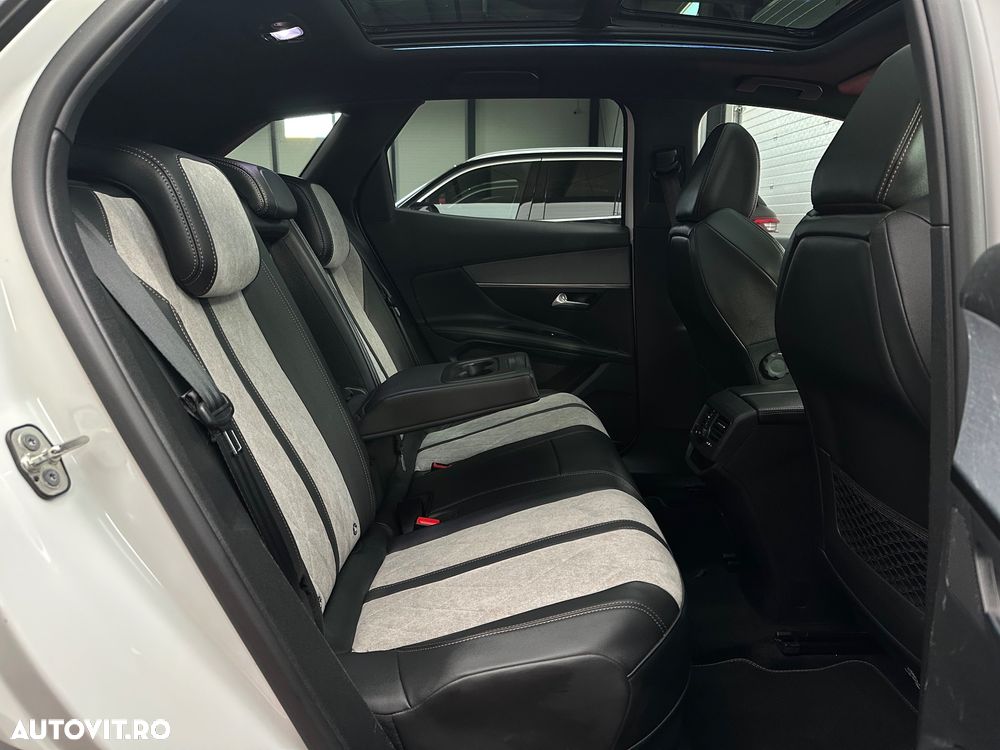 Peugeot 3008 PHEV EAT8 4X4 GT Pack - 21