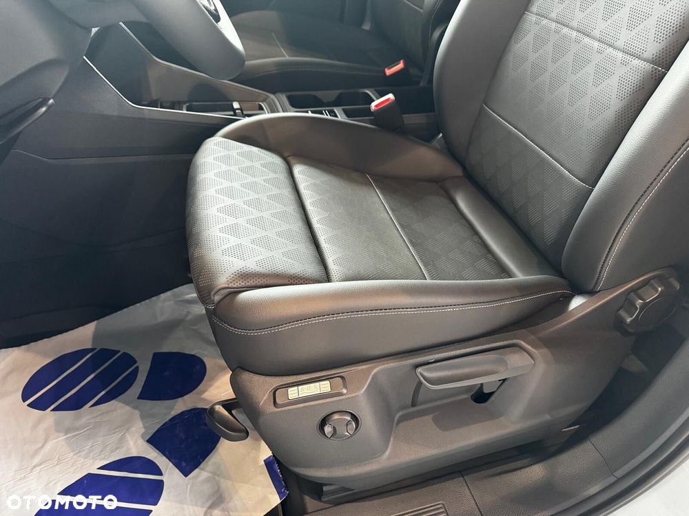 Ford transit-connect Van Limited 1.5 PHEV 150KM POWERSHIFT A6 FWD - 13
