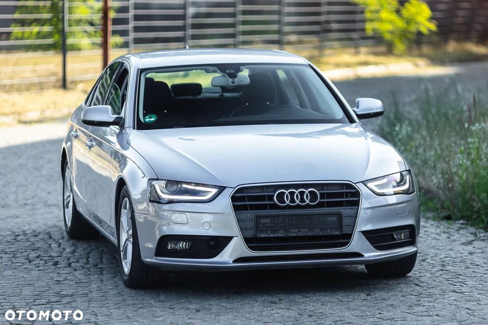 Audi A4 Limousine 2.0 TDI DPF Ambiente - 5