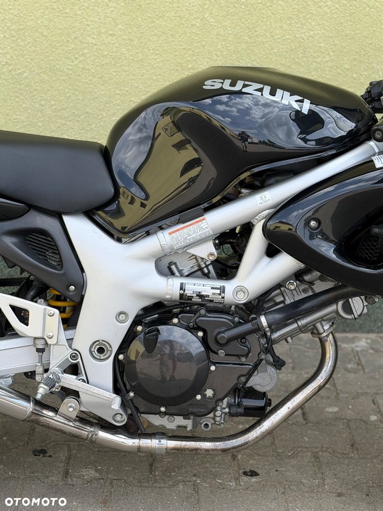 Suzuki SV - 8