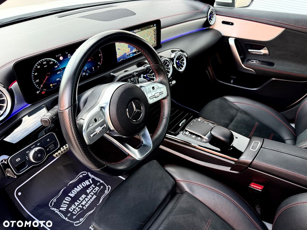 Mercedes-Benz CLA - 23