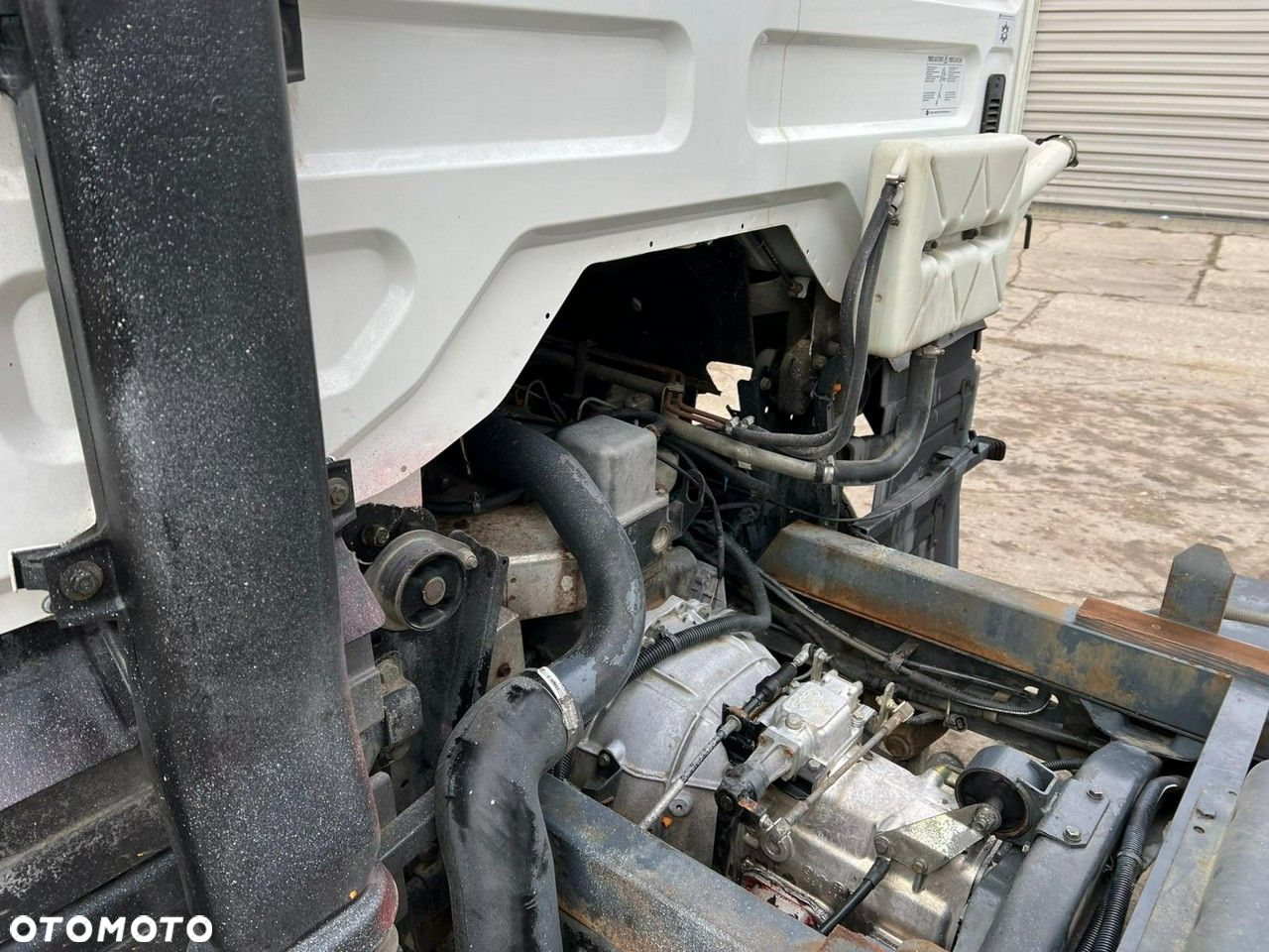 Nissan Atleon - 23