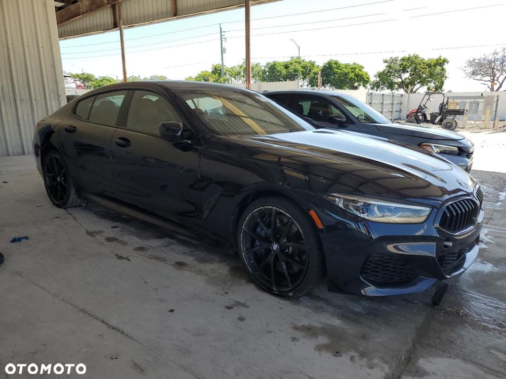 BMW Seria 8 M850i xDrive - 2
