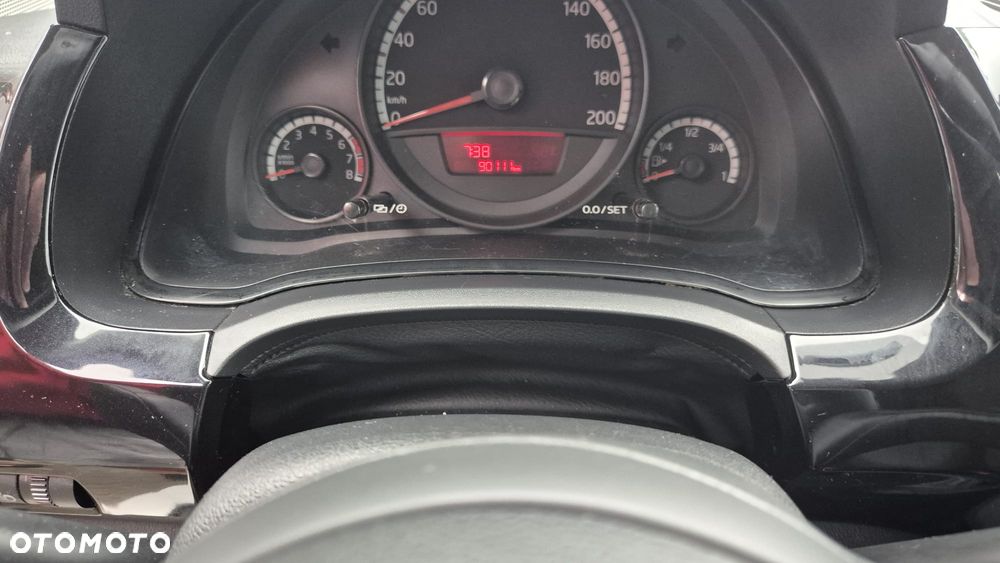 Volkswagen up! 1.0 move - 9