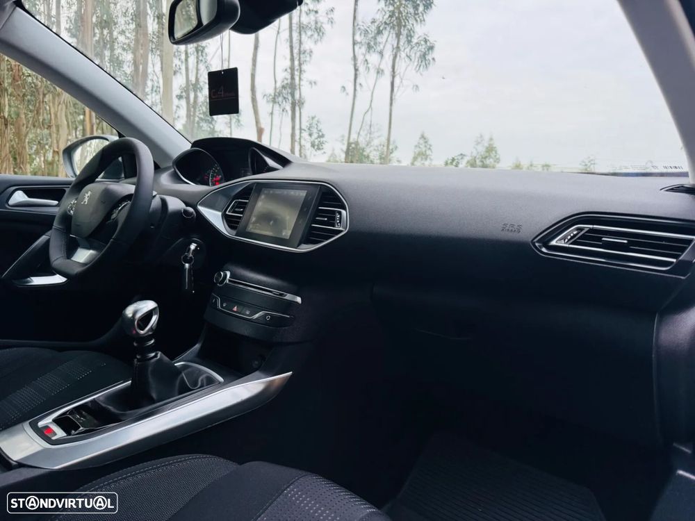 Peugeot 308 SW 1.6 BlueHDi Allure J17 - 32