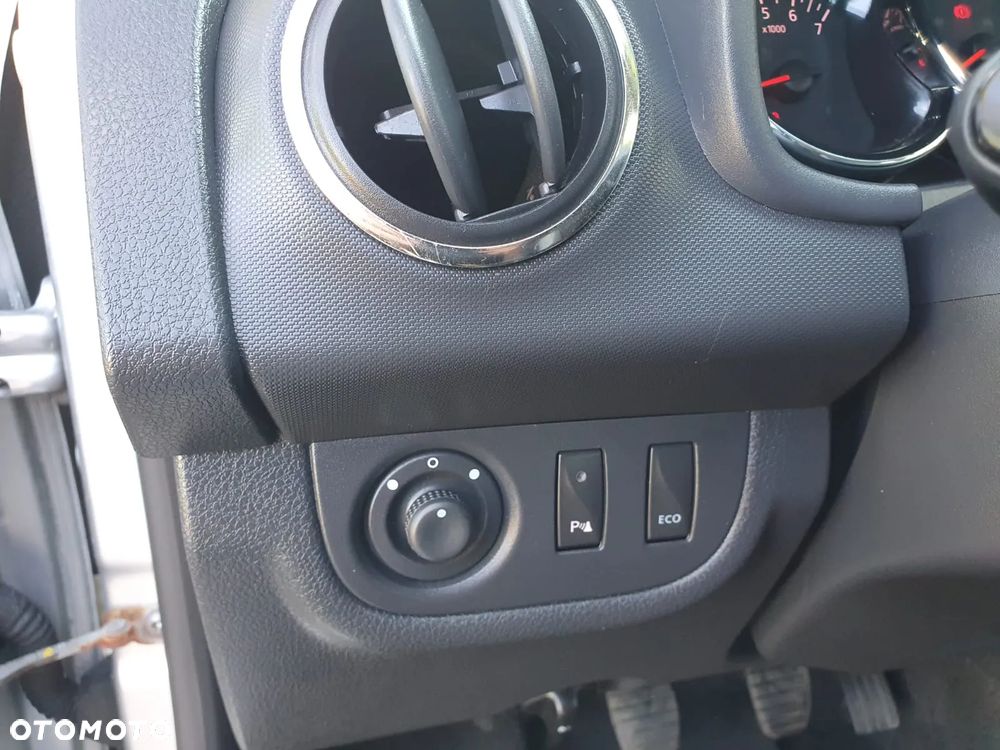 Dacia Sandero 0.9 TCe Laureate S&S - 21
