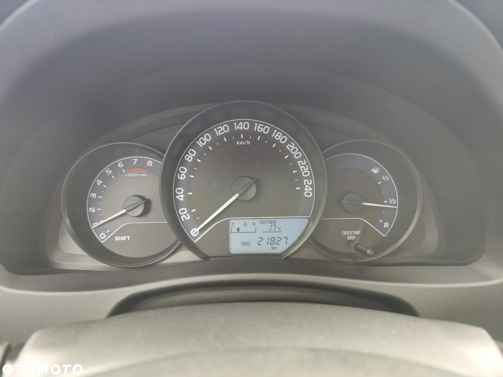 Toyota Auris 1.33 VVT-i Comfort - 14