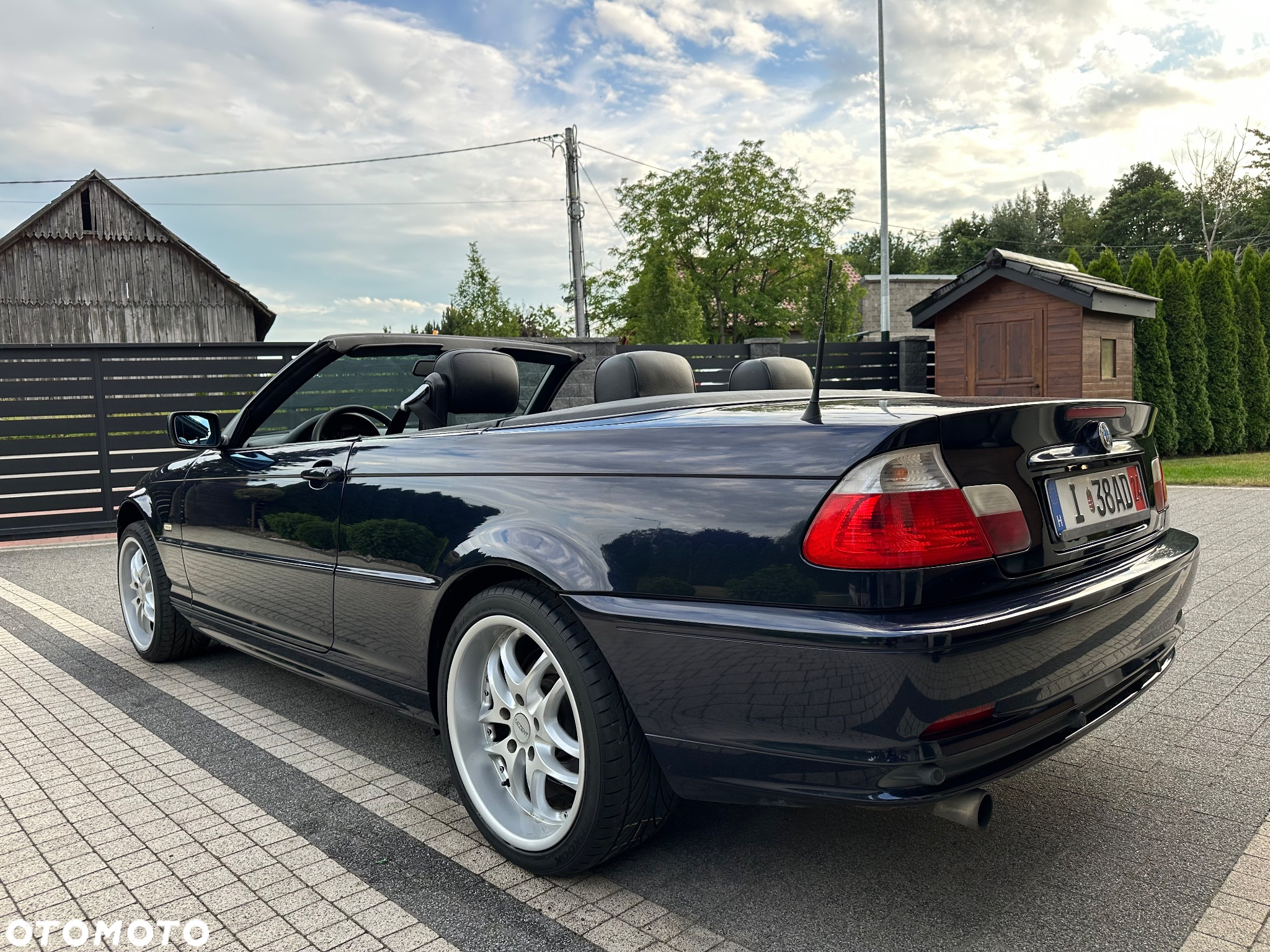 BMW Seria 3 318i Cabrio - 15
