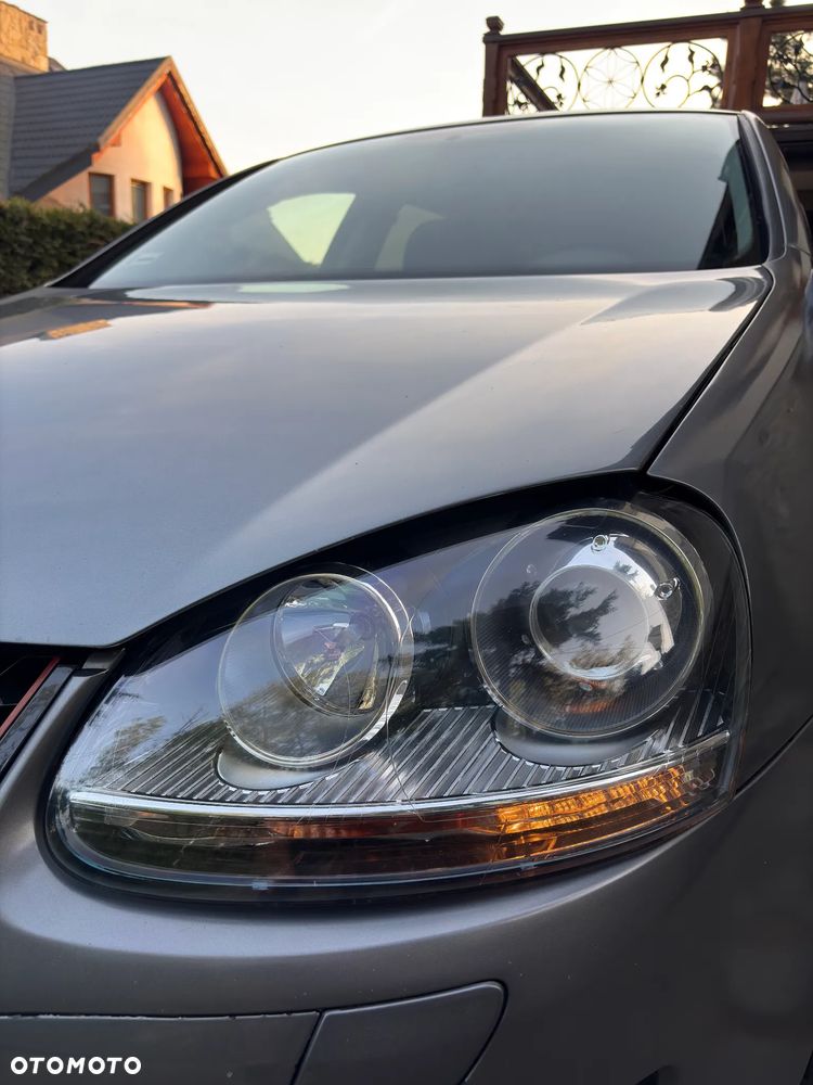 Volkswagen Golf 1.9 TDI Sportline - 8