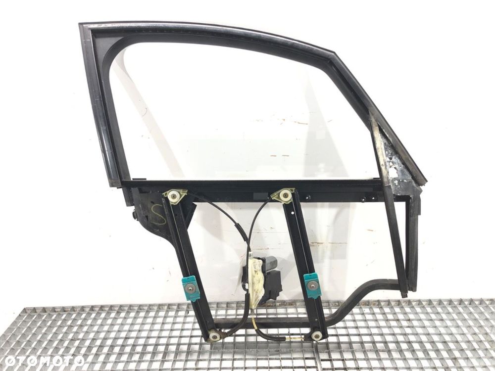 PODNOŚNIK SZYBY PRAWY PRZÓD - 127.00 PLN - AUDI A2 (8Z0) 2000 - 2005 1.4 55 kW [75 KM] benzyna - 1