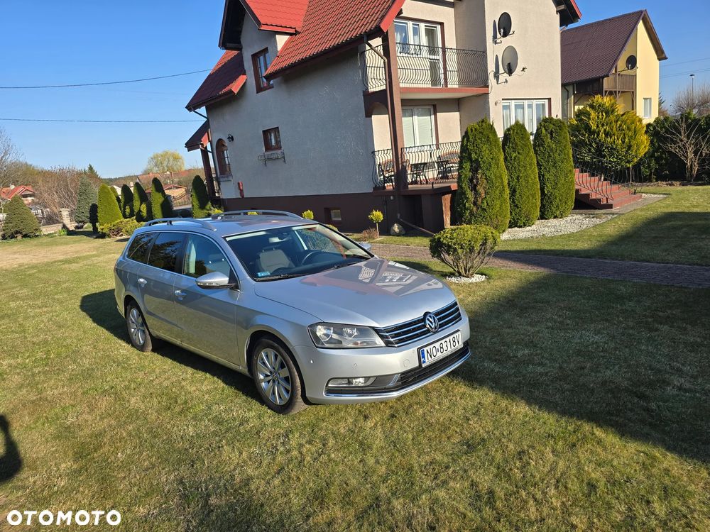 Volkswagen Passat 2.0 TDI BlueMotion Technology Exclusive - 10
