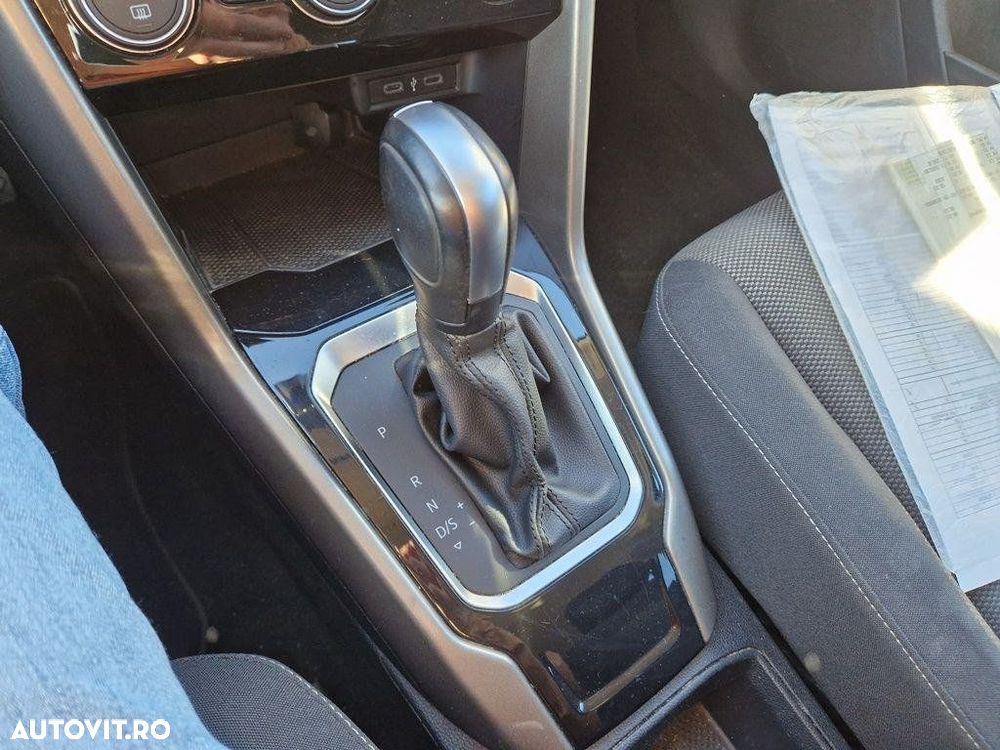 Volkswagen T-Roc 2.0 TDI SCR DSG Style - 10