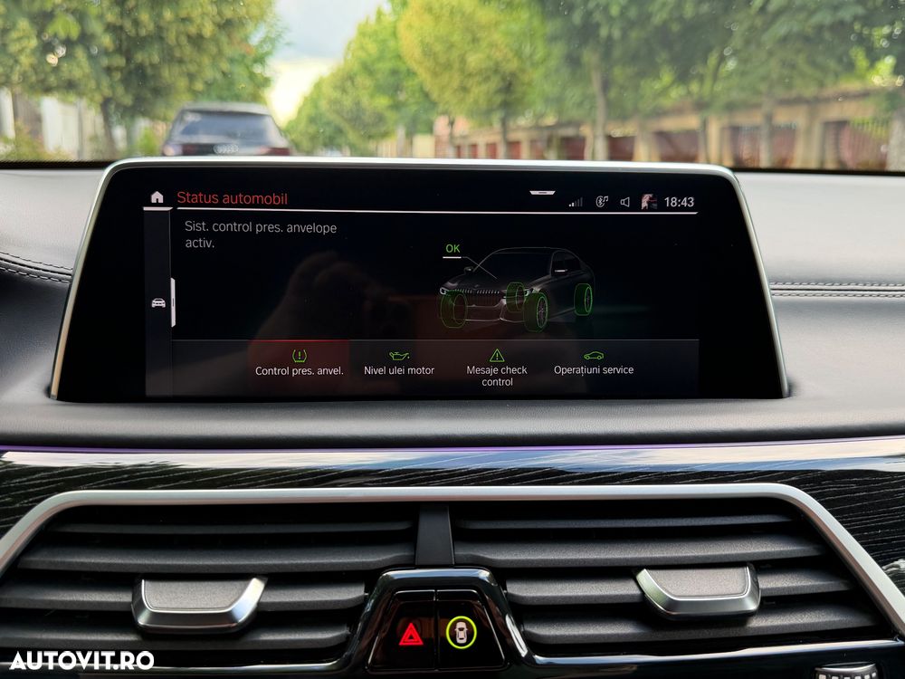 BMW Seria 7 750i xDrive - 13