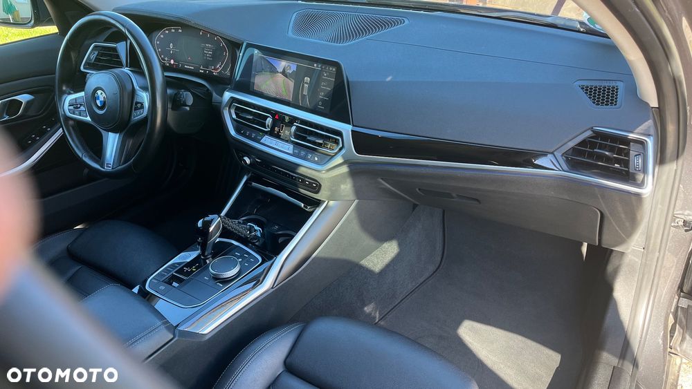 BMW Seria 3 320d Luxury Line Purity sport - 19