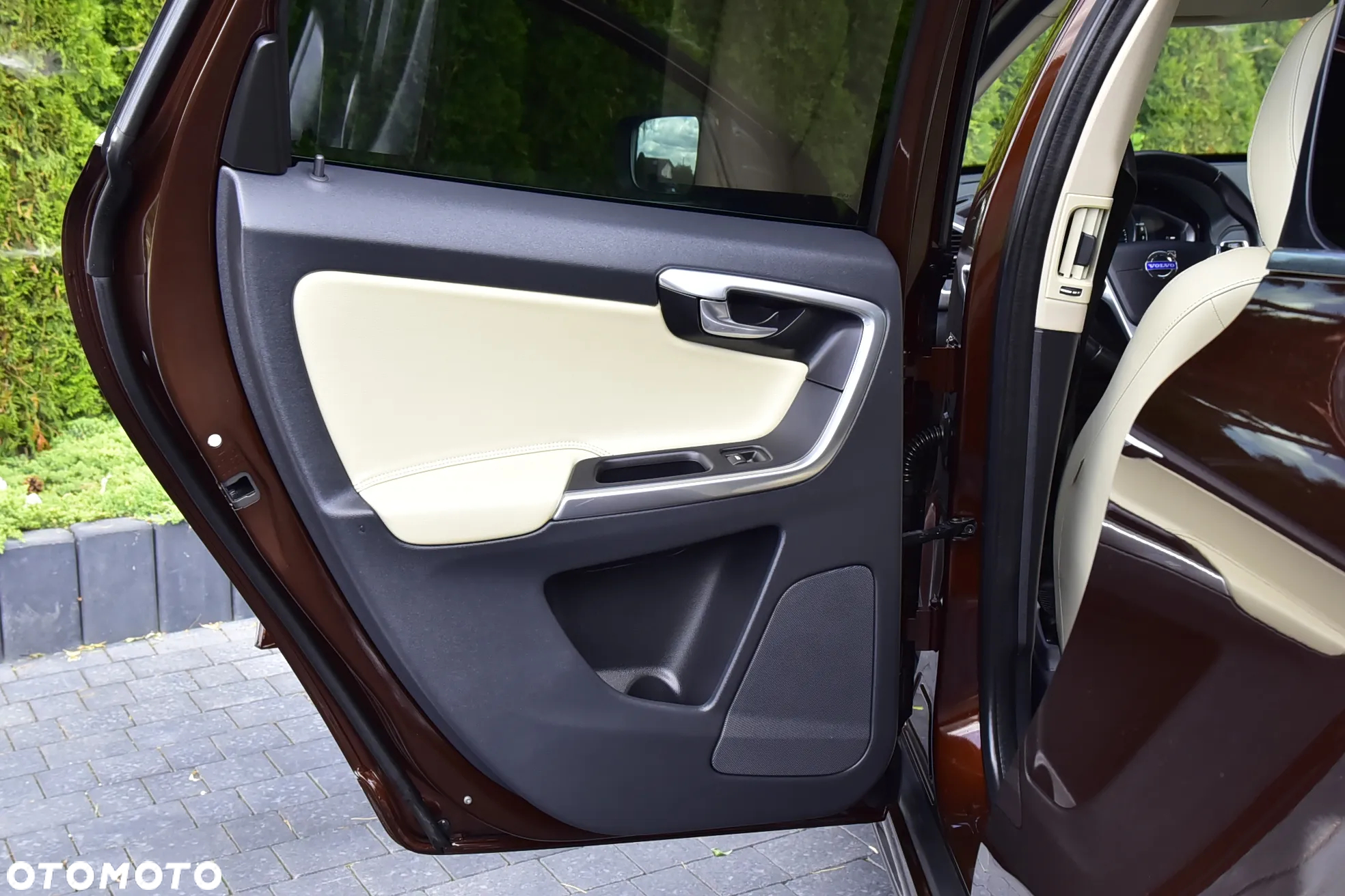 Volvo XC 60 D4 Geartronic Summum - 27