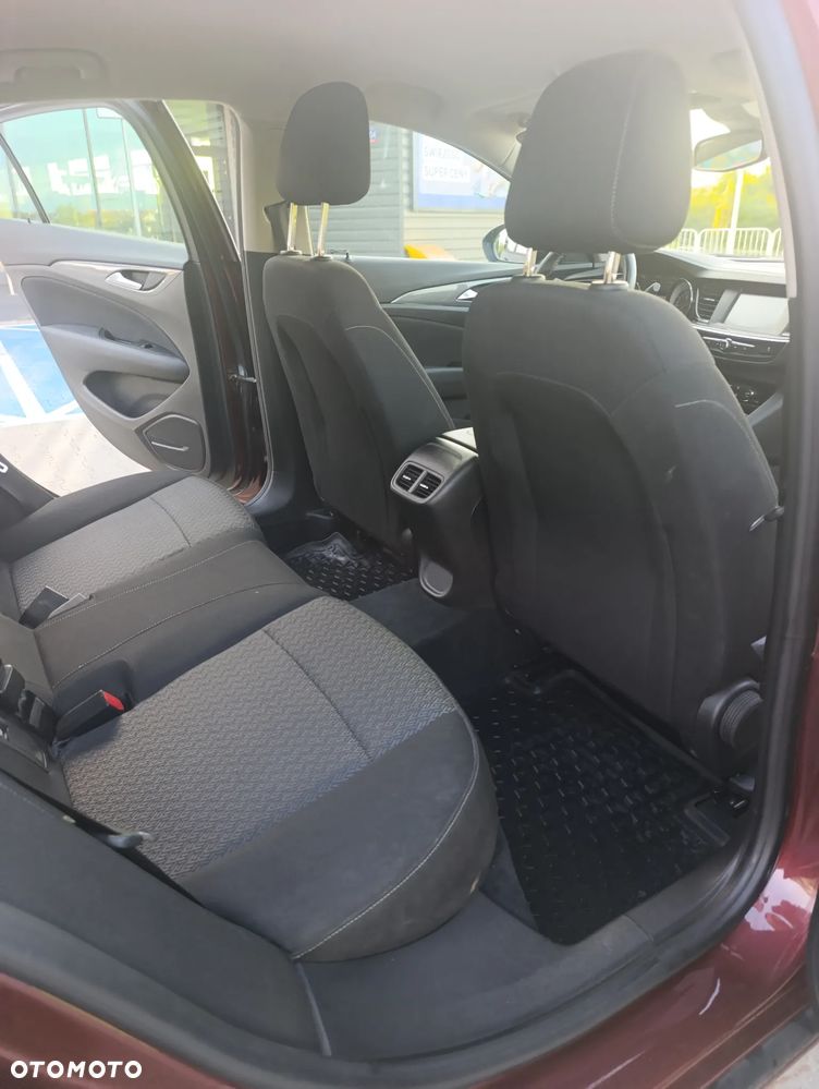 Opel Insignia 1.5 T Enjoy S&S - 17