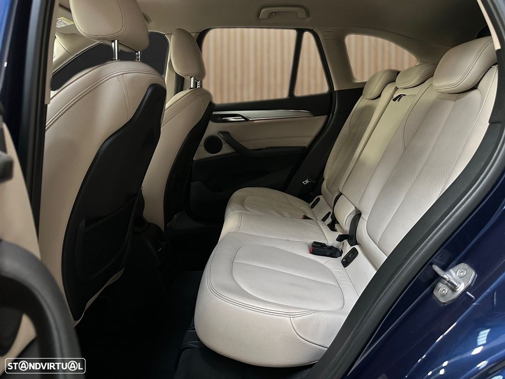 BMW X1 18 d sDrive Auto xLine - 12