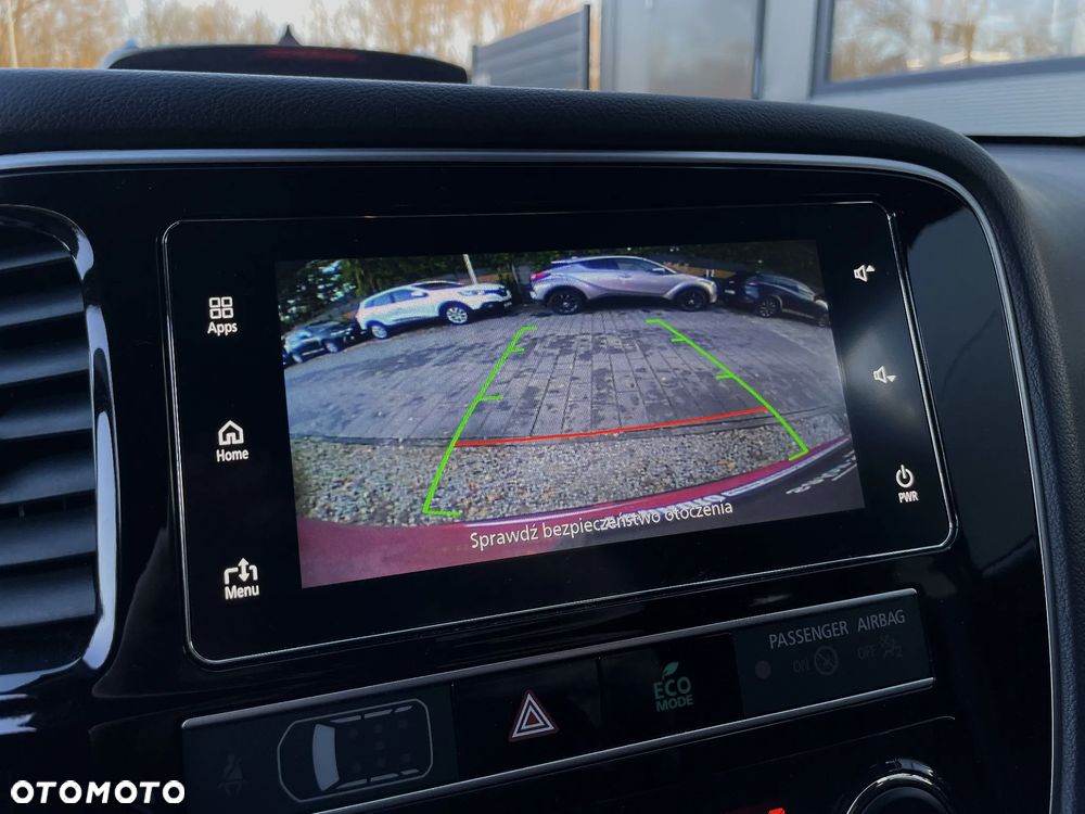 Mitsubishi Outlander 2.0 Intense + SDA 4WD CVT - 29