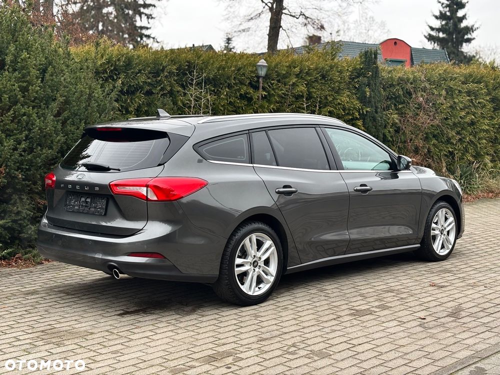 Ford Focus 1.0 EcoBoost STart-Stopp-System TITANIUM - 8