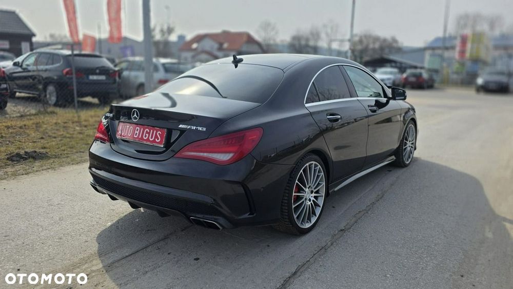 Mercedes-Benz CLA - 10