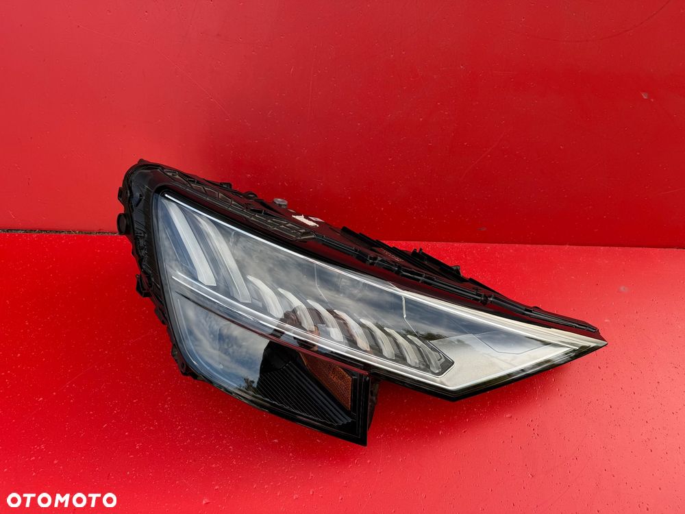 LAMPA PRAWA AUDI Q8 4M8 FULL LED MATRIX BDB USA  4M8941036B - 1