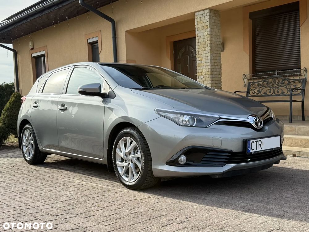 Toyota Auris 1.6 Valvematic Multidrive S Executive - 8