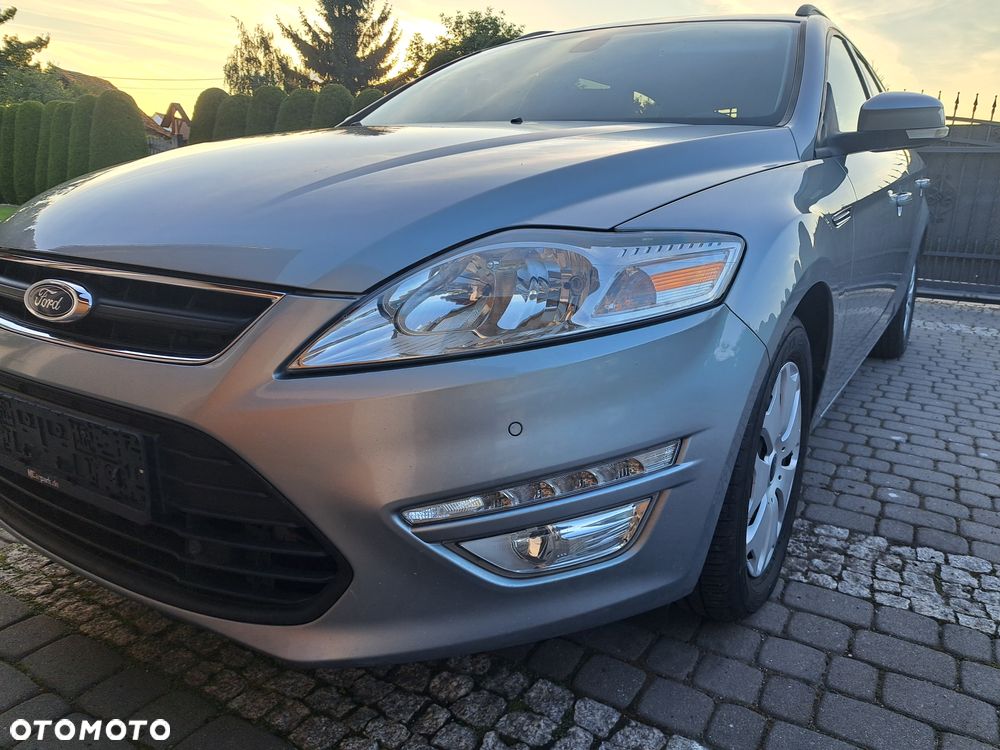 Ford Mondeo 2.0 TDCi Champions Edition - 34