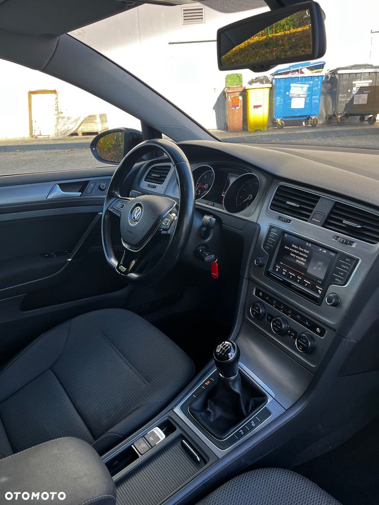 Volkswagen Golf 1.6 BlueTDI Comfortline - 9