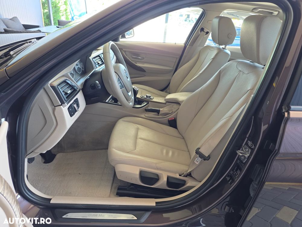 BMW Seria 3 320d - 15